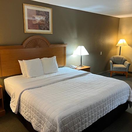 Americas Best Value Inn Pharr/Mcallen Exterior foto