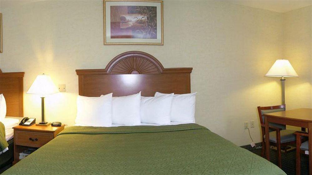 Americas Best Value Inn Pharr/Mcallen Exterior foto