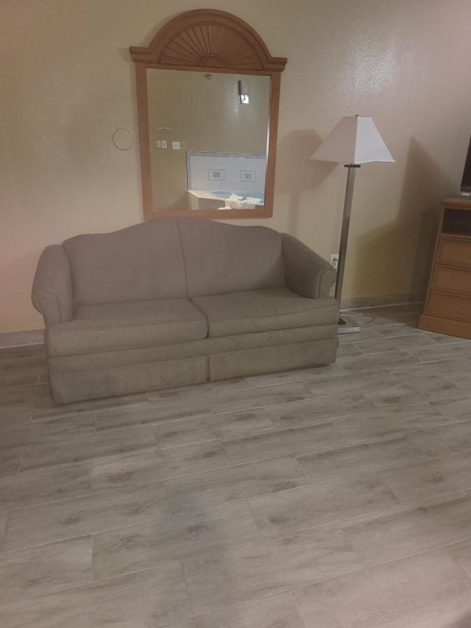 Americas Best Value Inn Pharr/Mcallen Exterior foto