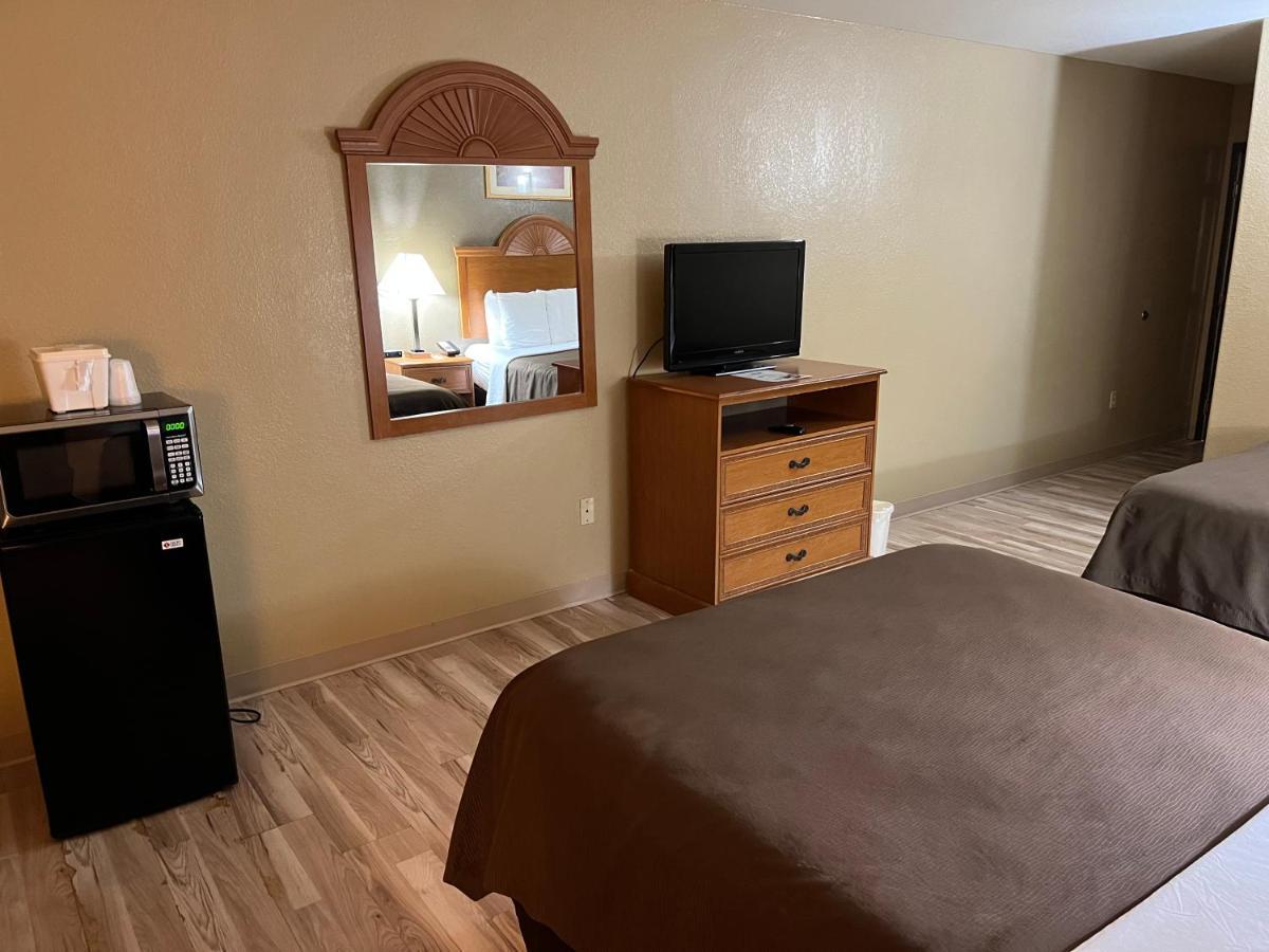 Americas Best Value Inn Pharr/Mcallen Exterior foto