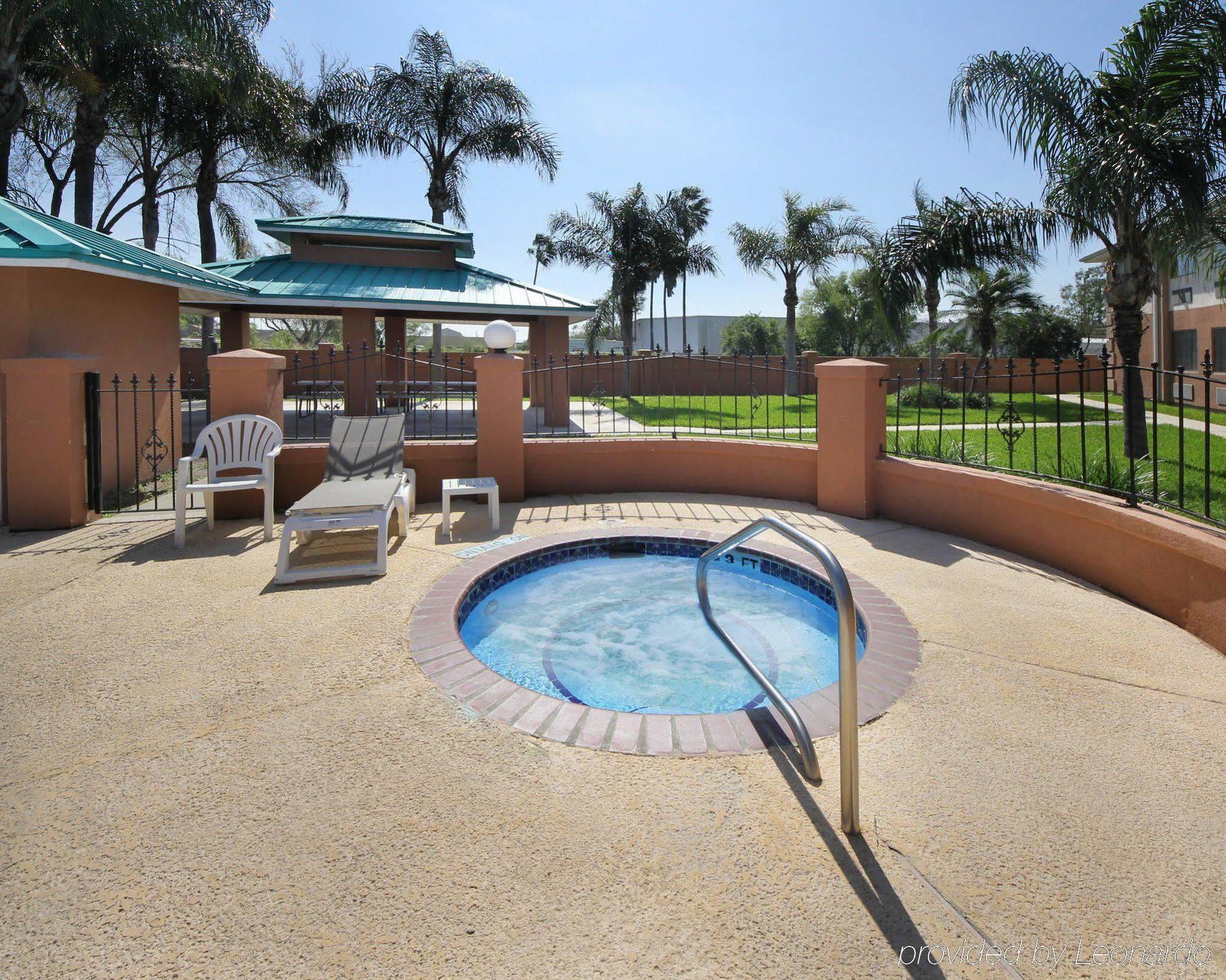 Americas Best Value Inn Pharr/Mcallen Exterior foto